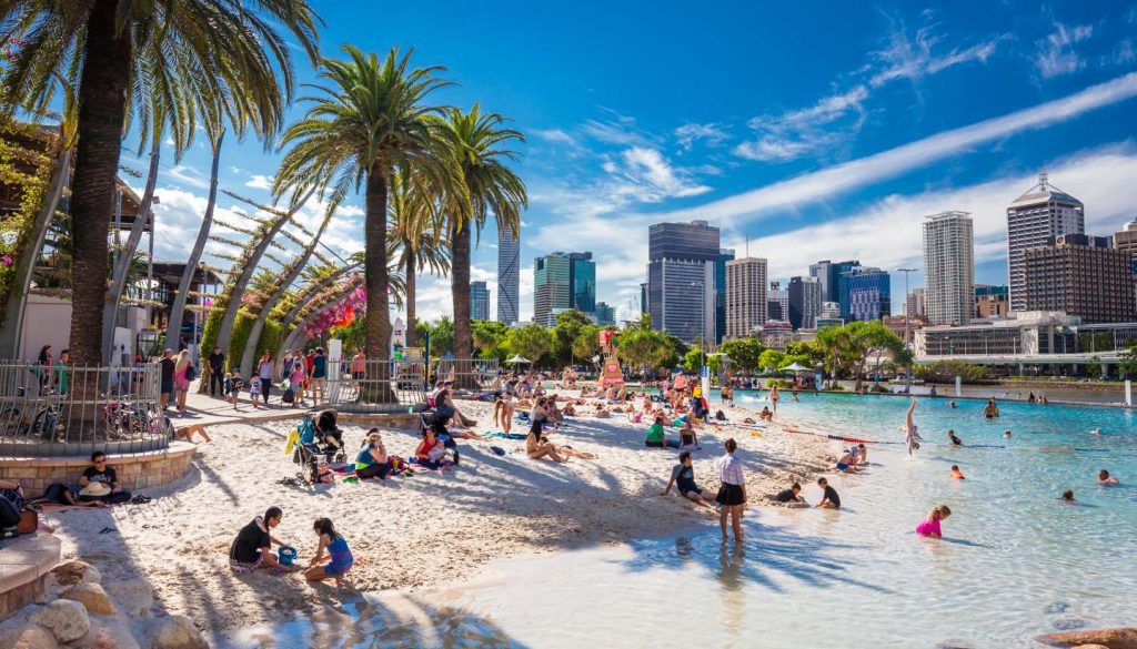 About Moving to Australia Editor